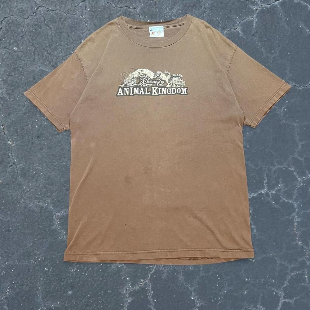 Disney animal kingdom brown tshirt